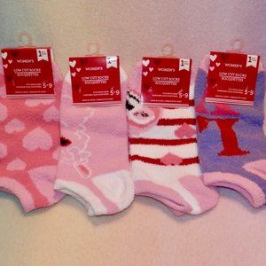 VALENTINE'S DAY * LOW CUT SOCKS * BUNDLE OF FOUR PAIRS *  SHOE SIZE 5-9 * NEW *